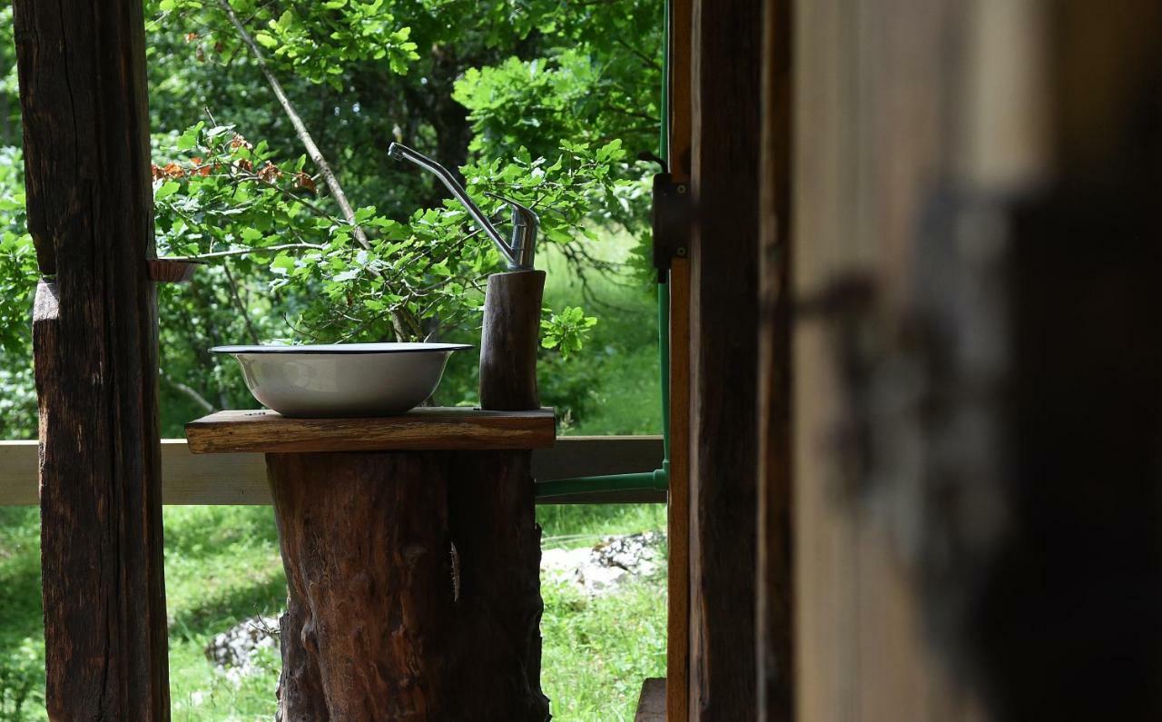 Treehouse Resnice -Mreznica Barilovic Exterior foto